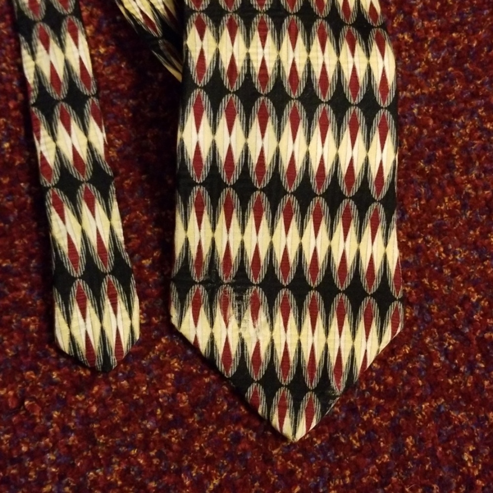 BILL BLASS "Black Label" Silk Tie Gold/Red/Black
